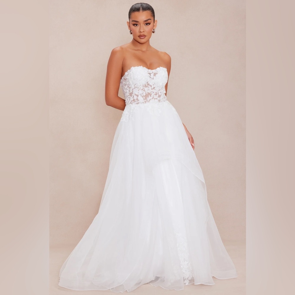 Fashion nova gown